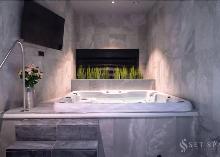 Bed & Breakfast Set *